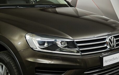 Volkswagen Touareg III, 2015 год, 3 235 000 рублей, 10 фотография