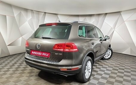 Volkswagen Touareg III, 2015 год, 3 235 000 рублей, 2 фотография