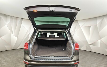 Volkswagen Touareg III, 2015 год, 3 235 000 рублей, 12 фотография