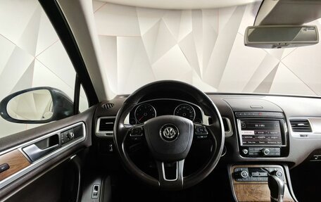 Volkswagen Touareg III, 2015 год, 3 235 000 рублей, 20 фотография