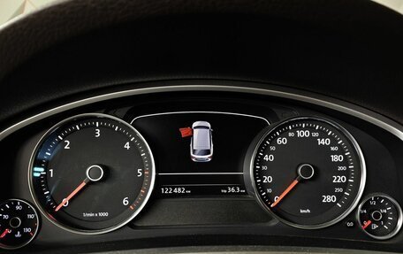 Volkswagen Touareg III, 2015 год, 3 235 000 рублей, 18 фотография