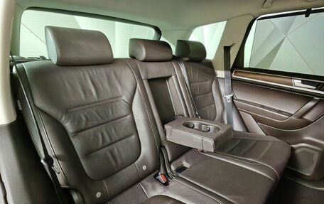 Volkswagen Touareg III, 2015 год, 3 235 000 рублей, 17 фотография