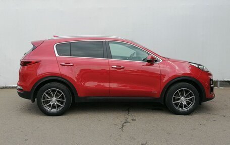 KIA Sportage IV рестайлинг, 2018 год, 2 160 000 рублей, 4 фотография