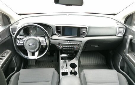 KIA Sportage IV рестайлинг, 2018 год, 2 160 000 рублей, 11 фотография
