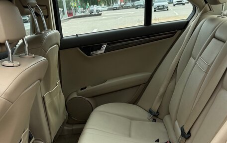 Mercedes-Benz C-Класс, 2010 год, 860 000 рублей, 14 фотография