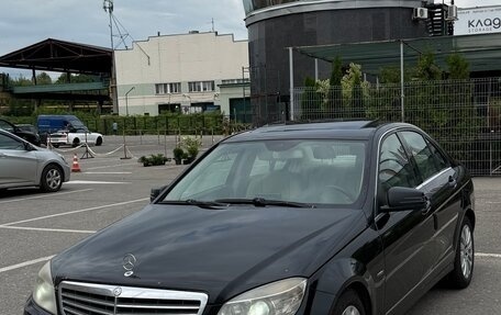 Mercedes-Benz C-Класс, 2010 год, 860 000 рублей, 1 фотография