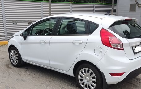 Ford Fiesta, 2017 год, 1 200 000 рублей, 2 фотография