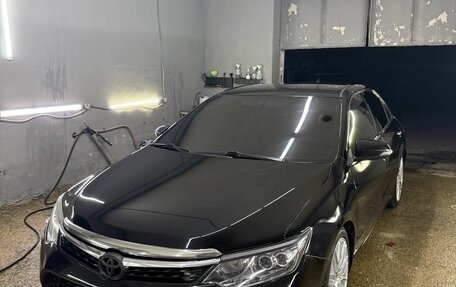 Toyota Camry, 2015 год, 1 900 000 рублей, 14 фотография