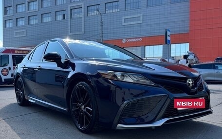 Toyota Camry, 2020 год, 3 200 000 рублей, 18 фотография