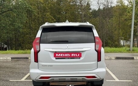 Mitsubishi Pajero Sport III рестайлинг, 2020 год, 3 600 000 рублей, 3 фотография