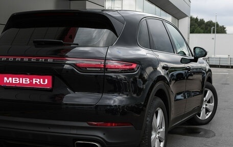 Porsche Cayenne III, 2018 год, 5 700 000 рублей, 24 фотография
