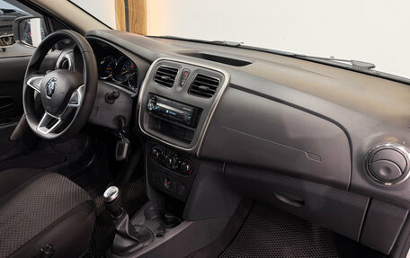 Renault Logan II, 2020 год, 1 050 000 рублей, 16 фотография