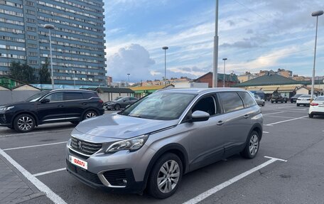 Peugeot 5008 II, 2018 год, 2 000 000 рублей, 3 фотография