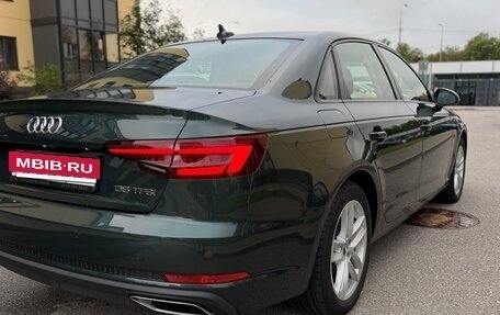 Audi A4, 2018 год, 1 850 000 рублей, 4 фотография