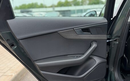 Audi A4, 2018 год, 1 850 000 рублей, 29 фотография