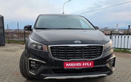 KIA Carnival III, 2019 год, 2 850 000 рублей, 2 фотография