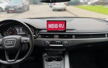 Audi A4, 2018 год, 1 850 000 рублей, 32 фотография