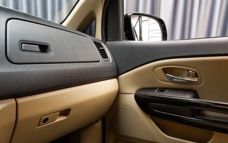 KIA Carnival III, 2019 год, 2 850 000 рублей, 20 фотография