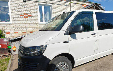 Volkswagen Caravelle T6 рестайлинг, 2019 год, 2 700 000 рублей, 15 фотография