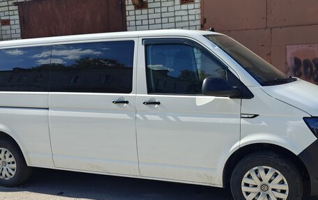Volkswagen Caravelle T6 рестайлинг, 2019 год, 2 700 000 рублей, 23 фотография