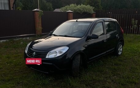 Renault Sandero I, 2010 год, 380 000 рублей, 4 фотография