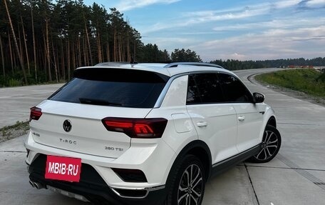 Volkswagen T-Roc I, 2022 год, 2 500 000 рублей, 6 фотография