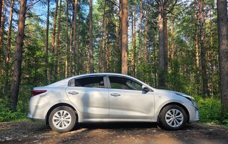 KIA Rio IV, 2021 год, 1 489 000 рублей, 10 фотография