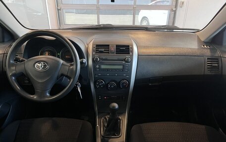Toyota Corolla, 2008 год, 650 000 рублей, 9 фотография