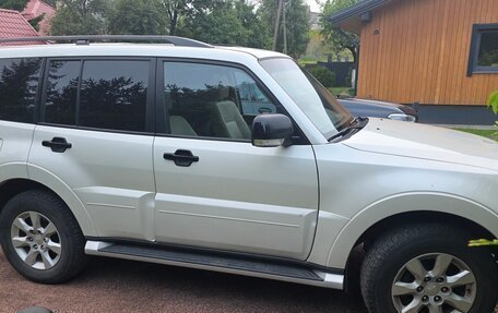 Mitsubishi Pajero IV, 2021 год, 4 000 000 рублей, 4 фотография
