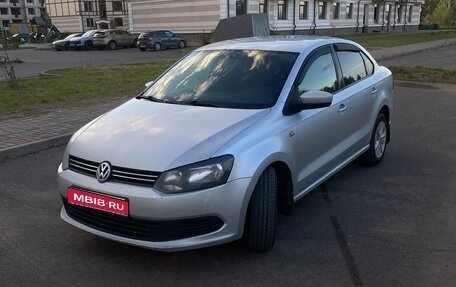 Volkswagen Polo VI (EU Market), 2011 год, 385 000 рублей, 1 фотография