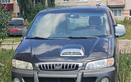 Hyundai Starex I рестайлинг, 2002 год, 550 000 рублей, 1 фотография