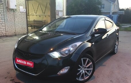 Hyundai Elantra V, 2011 год, 730 000 рублей, 1 фотография