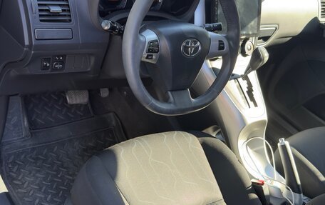 Toyota Auris II, 2011 год, 1 100 000 рублей, 11 фотография
