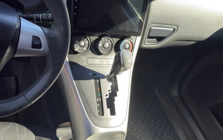 Toyota Auris II, 2011 год, 1 100 000 рублей, 13 фотография