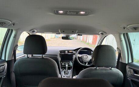 Volkswagen Golf VII, 2018 год, 1 700 000 рублей, 15 фотография