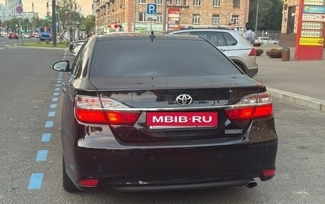 Toyota Camry, 2018 год, 2 400 000 рублей, 3 фотография