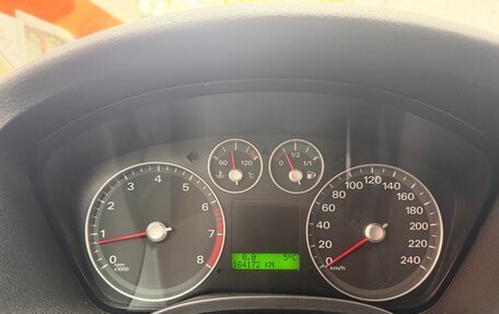 Ford Focus II рестайлинг, 2005 год, 400 000 рублей, 10 фотография