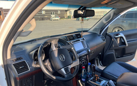 Toyota Land Cruiser Prado 150 рестайлинг 2, 2016 год, 4 350 000 рублей, 7 фотография