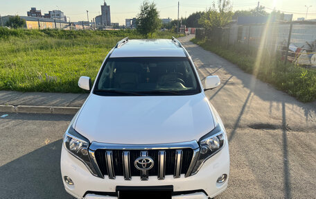 Toyota Land Cruiser Prado 150 рестайлинг 2, 2016 год, 4 350 000 рублей, 17 фотография