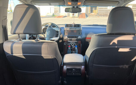 Toyota Land Cruiser Prado 150 рестайлинг 2, 2016 год, 4 350 000 рублей, 21 фотография