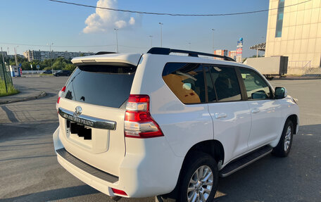 Toyota Land Cruiser Prado 150 рестайлинг 2, 2016 год, 4 350 000 рублей, 13 фотография