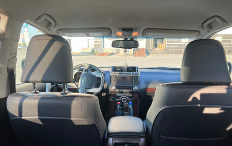 Toyota Land Cruiser Prado 150 рестайлинг 2, 2016 год, 4 350 000 рублей, 20 фотография