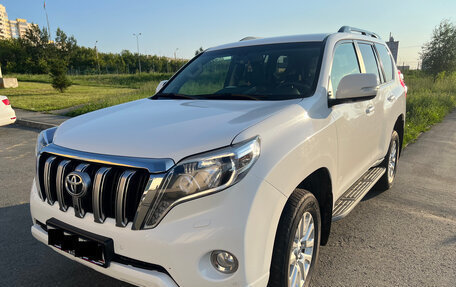 Toyota Land Cruiser Prado 150 рестайлинг 2, 2016 год, 4 350 000 рублей, 15 фотография