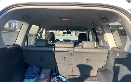 Toyota Land Cruiser Prado 150 рестайлинг 2, 2016 год, 4 350 000 рублей, 19 фотография
