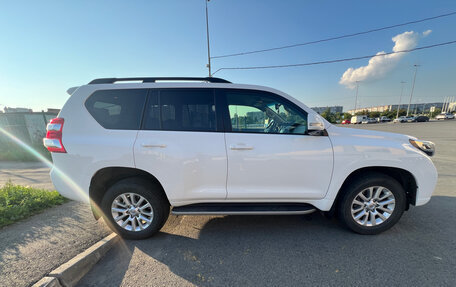 Toyota Land Cruiser Prado 150 рестайлинг 2, 2016 год, 4 350 000 рублей, 27 фотография