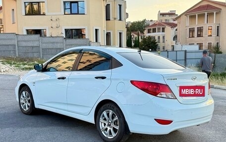 Hyundai Solaris II рестайлинг, 2012 год, 960 000 рублей, 6 фотография
