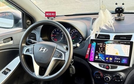 Hyundai Solaris II рестайлинг, 2012 год, 960 000 рублей, 8 фотография