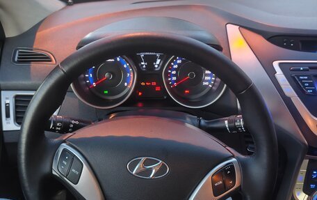 Hyundai Elantra V, 2011 год, 730 000 рублей, 10 фотография