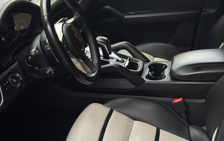 Porsche Cayenne III, 2021 год, 7 990 000 рублей, 13 фотография