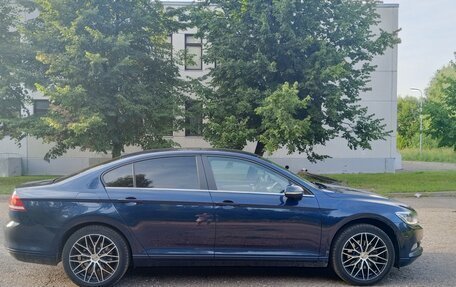 Volkswagen Passat B8 рестайлинг, 2016 год, 1 450 000 рублей, 3 фотография